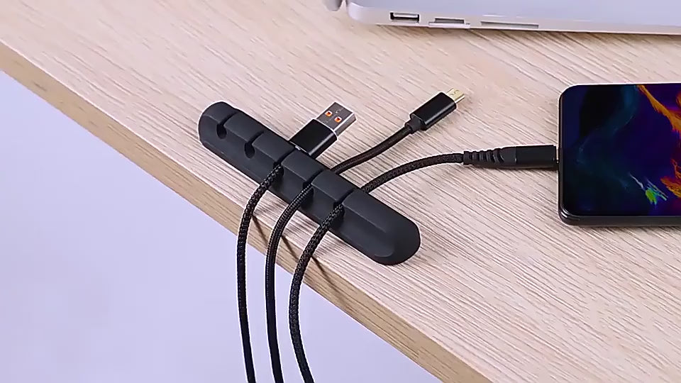 Organizator multi-slot pentru cabluri